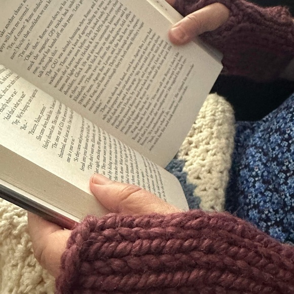 Handknit Wool Fingerless Gloves ~ Unisex - Picture 4 of 7